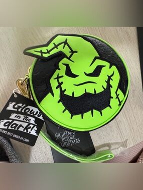 Loungefly Nightmare Before Christmas Exclusive Oogie Boogie Glow Coin Bag NWT